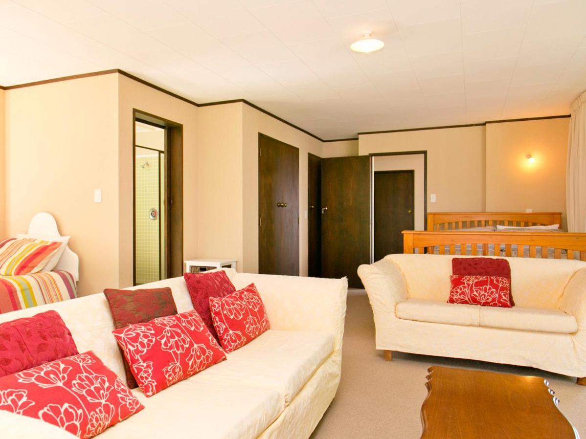 Acacia View At No 3 - Acacia Bay Holiday Home Taupo Exterior photo