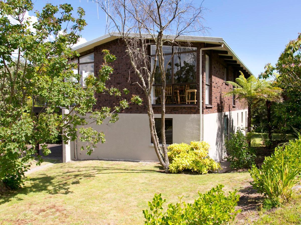 Acacia View At No 3 - Acacia Bay Holiday Home Taupo Exterior photo